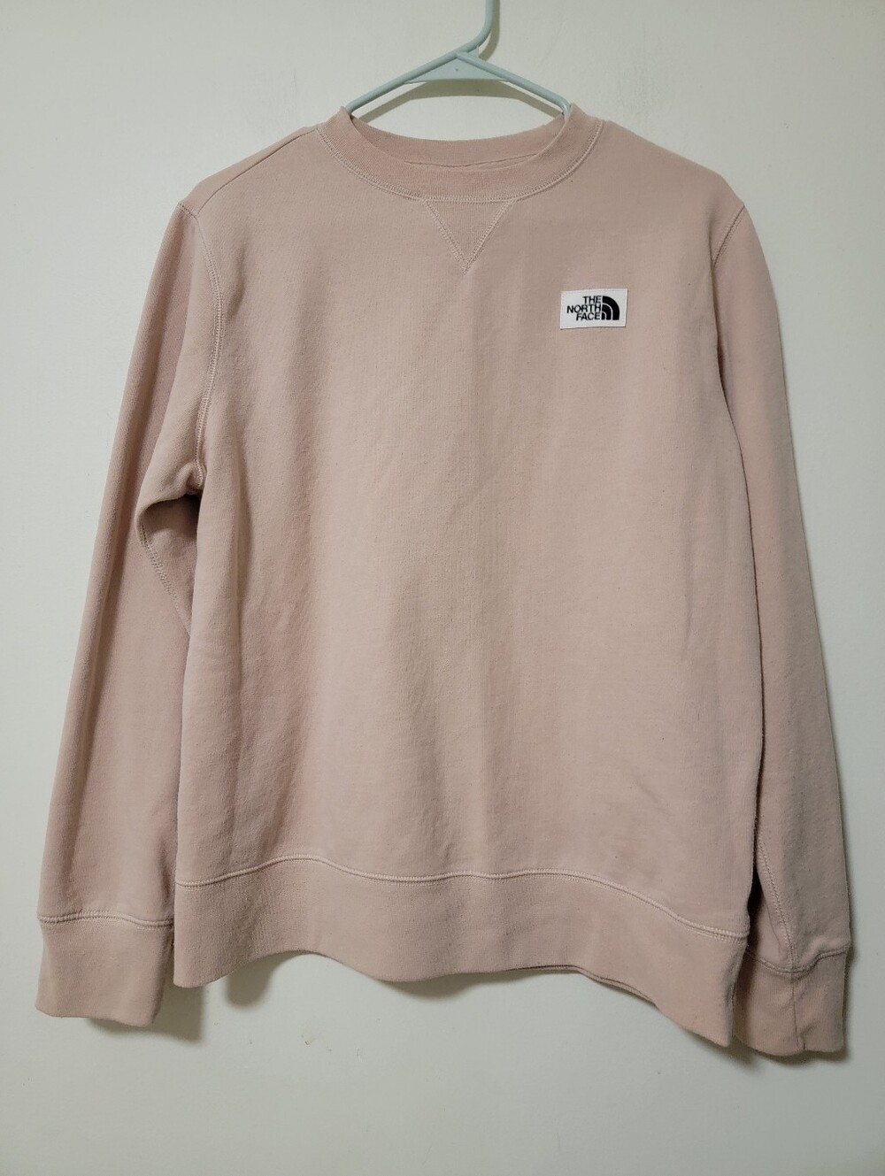 The North Face Men’s Crewneck Sweatshirt in Blush Pink